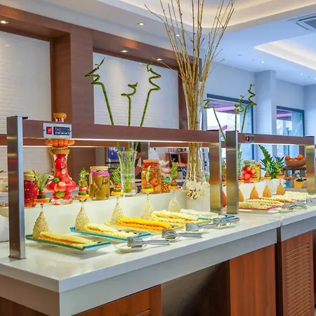 酒店 朱利安马尔马里斯酒店 马尔马里斯
